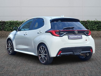 Used Toyota Yaris 2023 for sale - 78936171: Photo