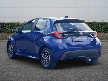 Used Toyota Yaris 2023 for sale - 77794856: Photo