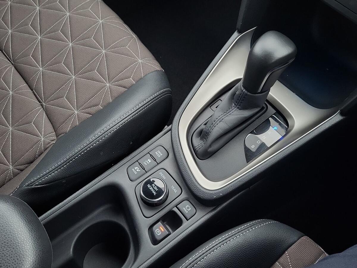 Used Toyota Yaris Cross 2023 for sale - 77855210: Photo 14