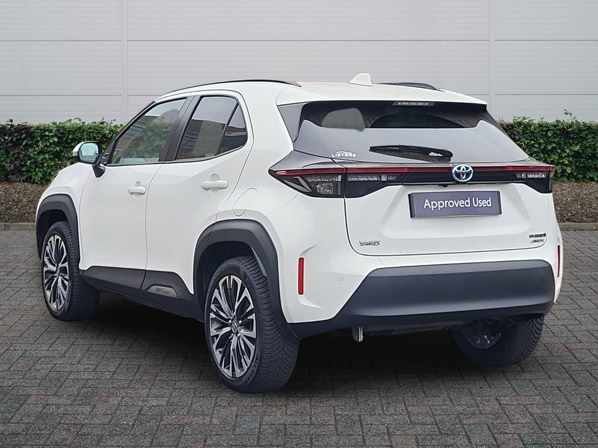 Used Toyota Yaris Cross 2023 for sale - 77855210: Photo 2