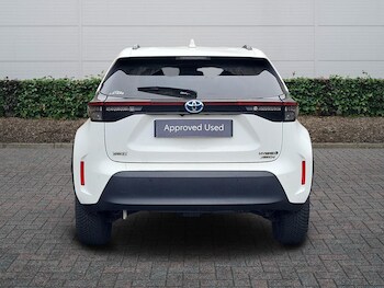 Used Toyota Yaris Cross 2023 for sale - 77855210: Photo