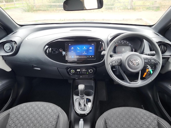 Used Toyota Aygo X 2025 for sale - 75659639: Photo 5