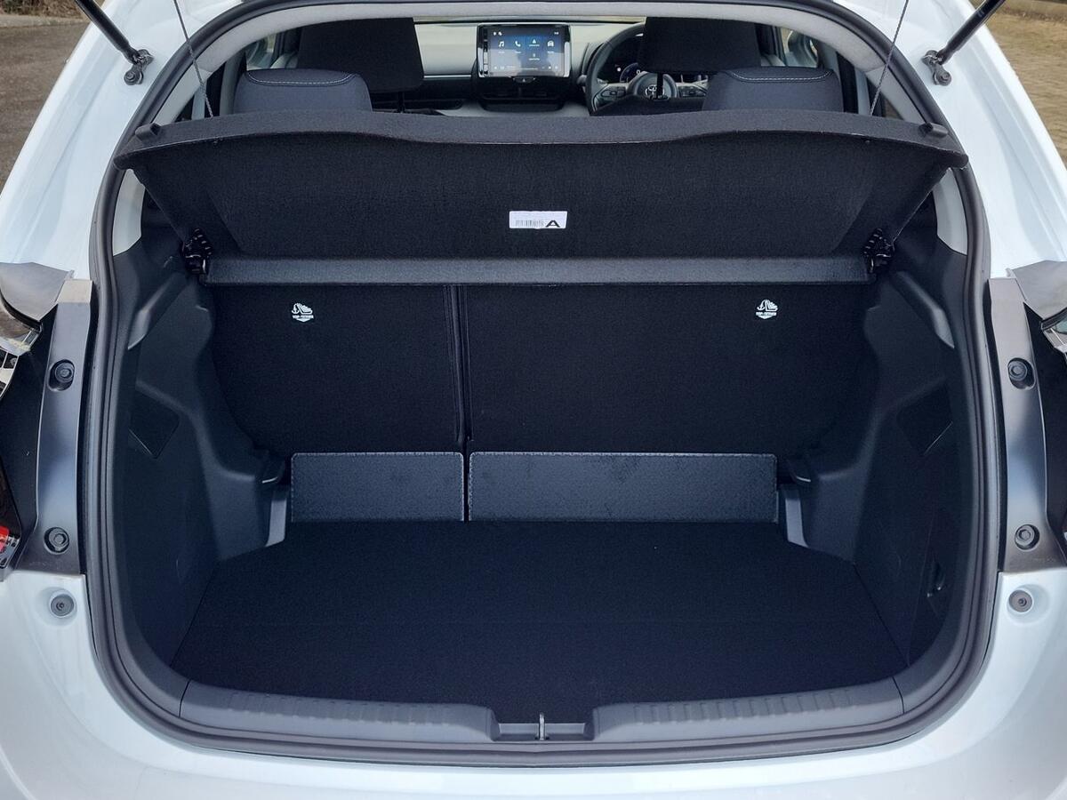 Used Toyota Yaris 2025 for sale - 77926806: Photo 10