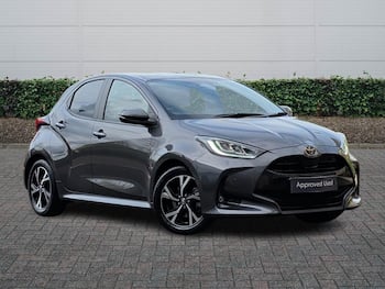 Used Toyota Yaris 2024 for sale - 79623100: Photo