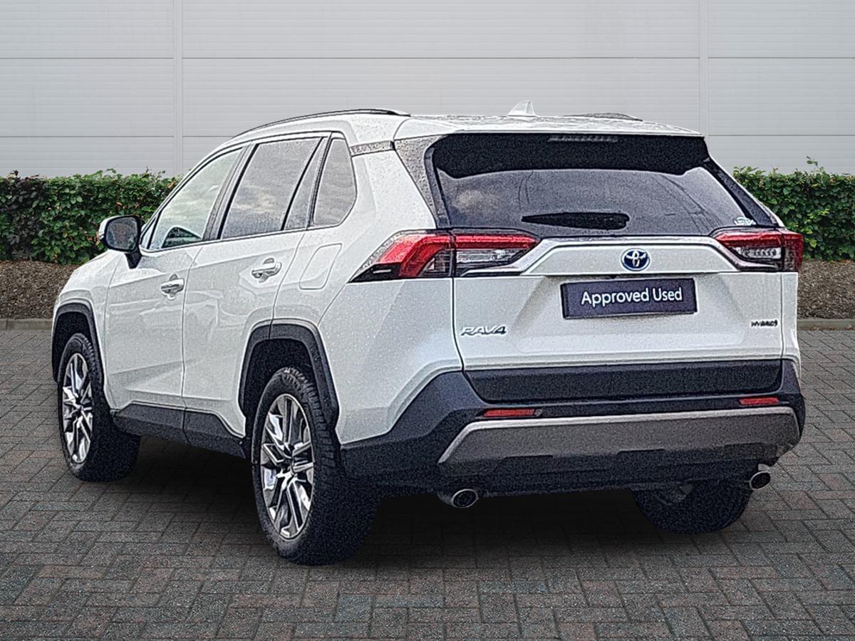 Used Toyota RAV4 2022 for sale - 77321325: Photo 2