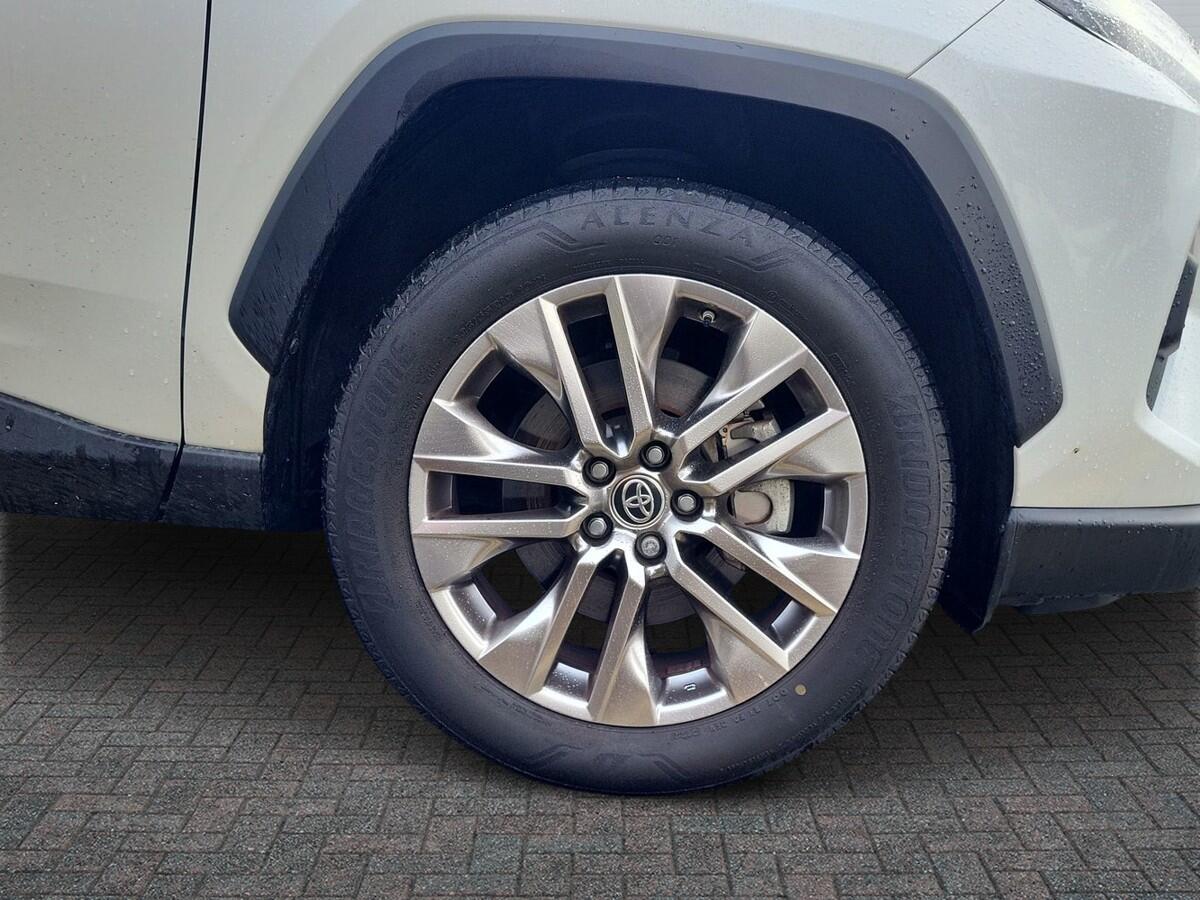 Used Toyota RAV4 2022 for sale - 77321325: Photo 6