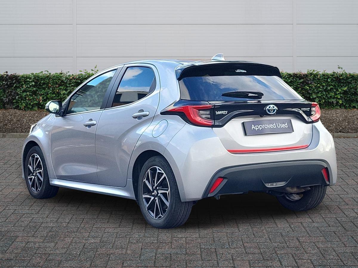 Used Toyota Yaris 2023 for sale - 77442129: Photo 2