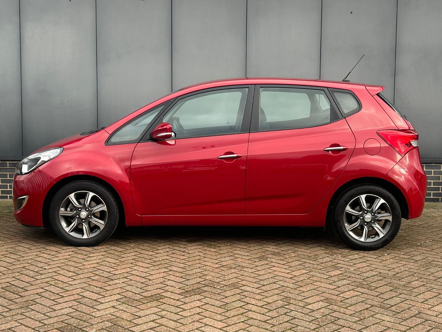 Used Hyundai Ix20 2019 for sale - 77449817: Photo 8