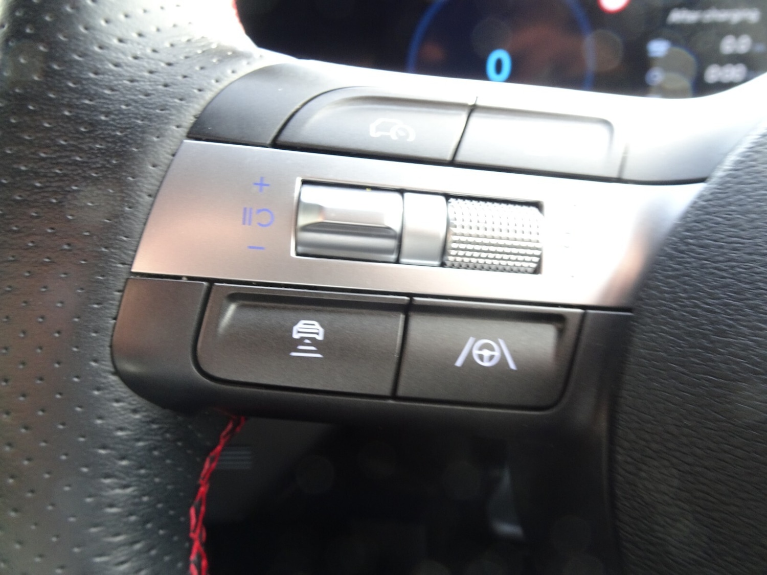 Used Hyundai KONA 2024 for sale - 76459028: Photo 25