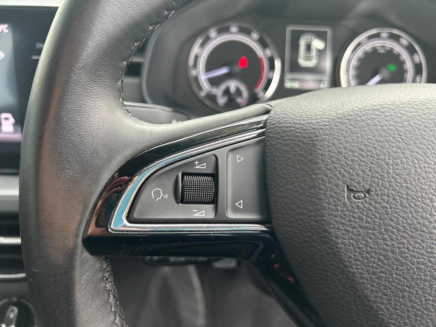 Used Skoda Kamiq 2020 for sale - 76873064: Photo 29