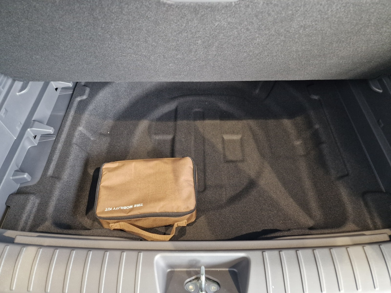 Used Hyundai KONA 2025 for sale - 76745374: Photo 13