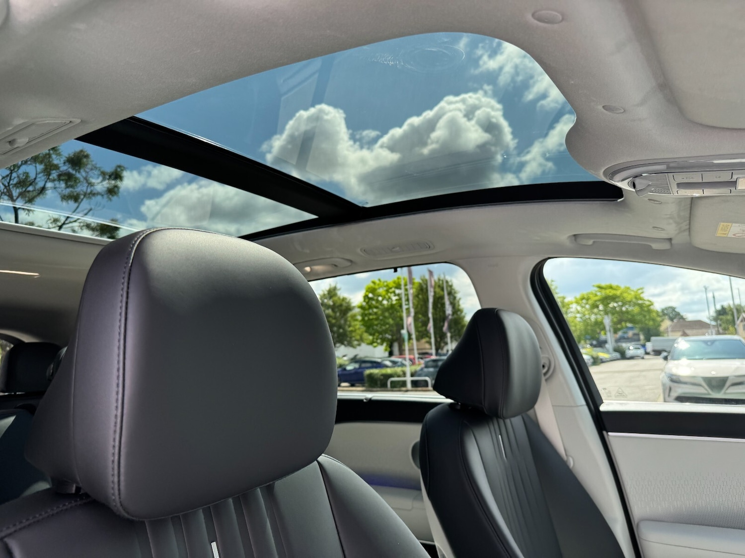 Used Hyundai IONIQ for sale - 76869404: Photo 31