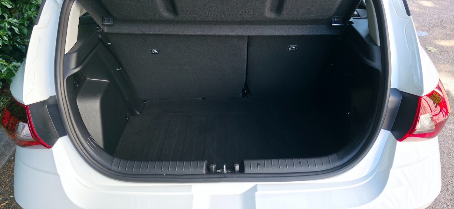 Used Hyundai i20 2024 for sale - 77614381: Photo 35