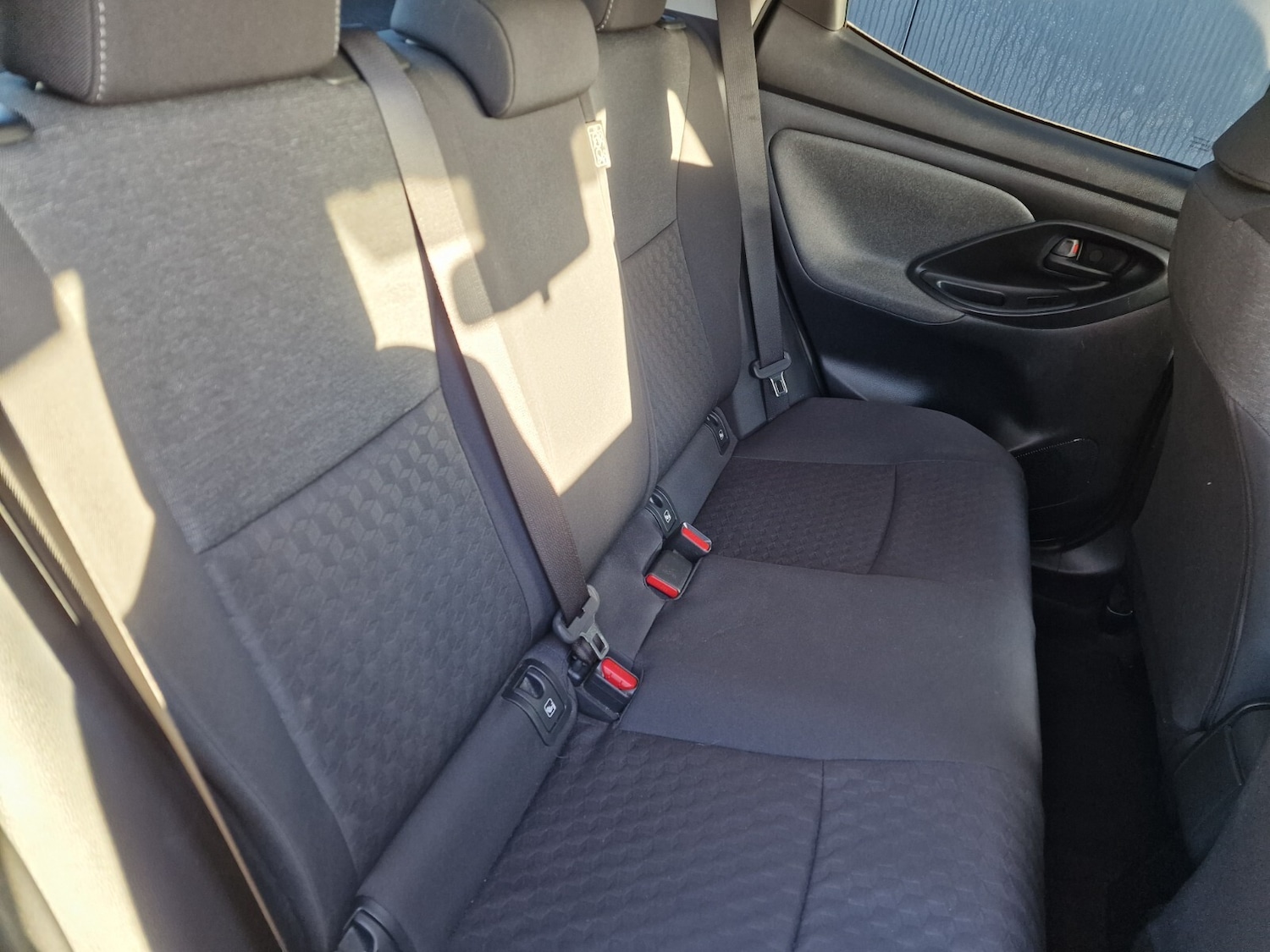 Used Toyota Yaris 2022 for sale - 76873116: Photo 20