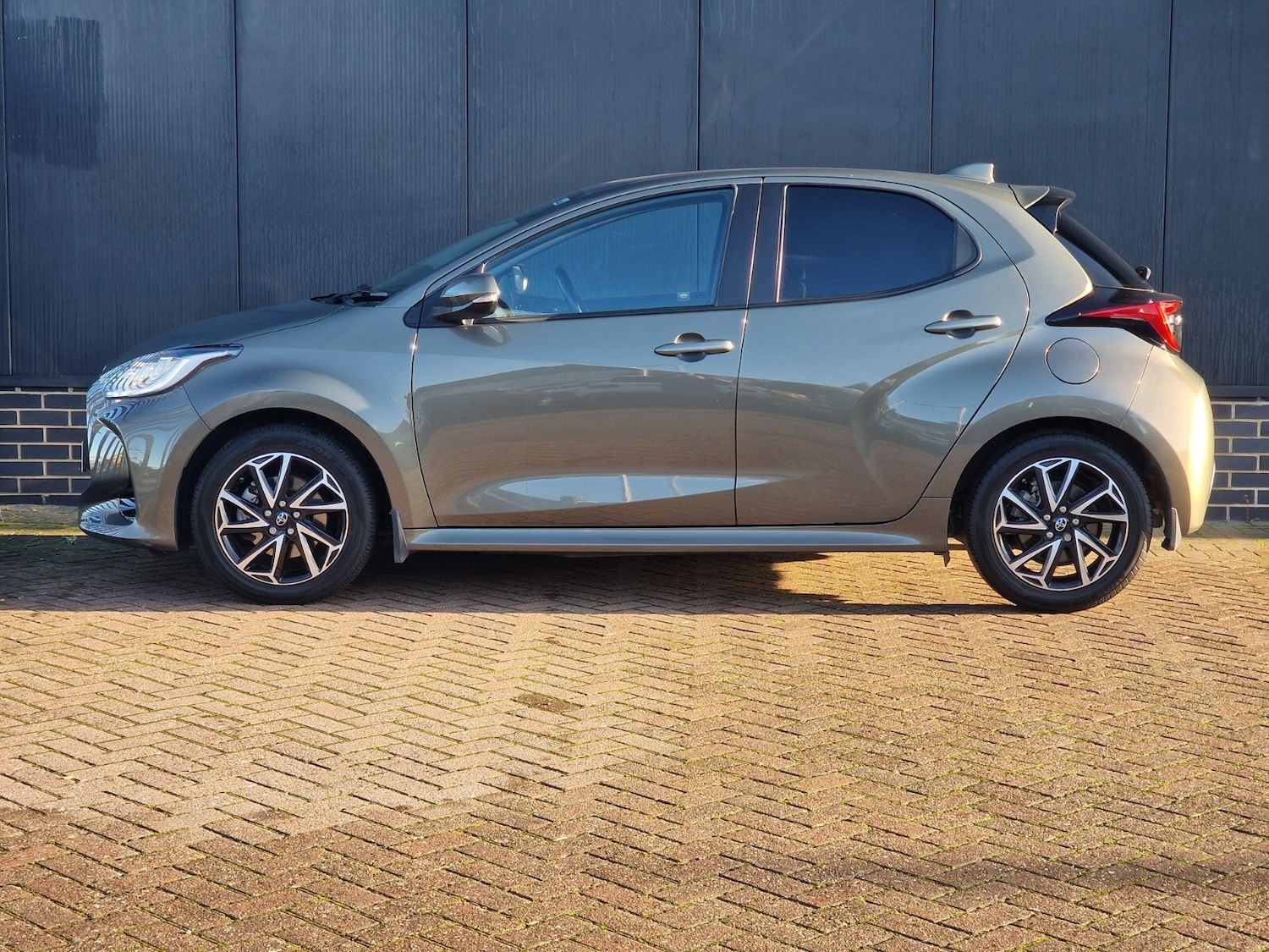 Used Toyota Yaris 2022 for sale - 76873116: Photo 4