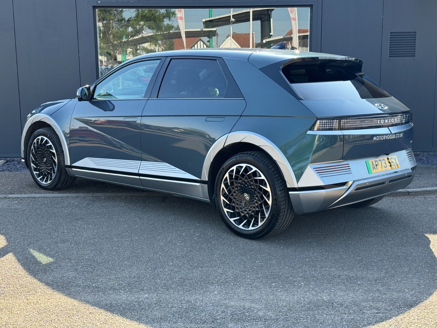 Vehicle 4