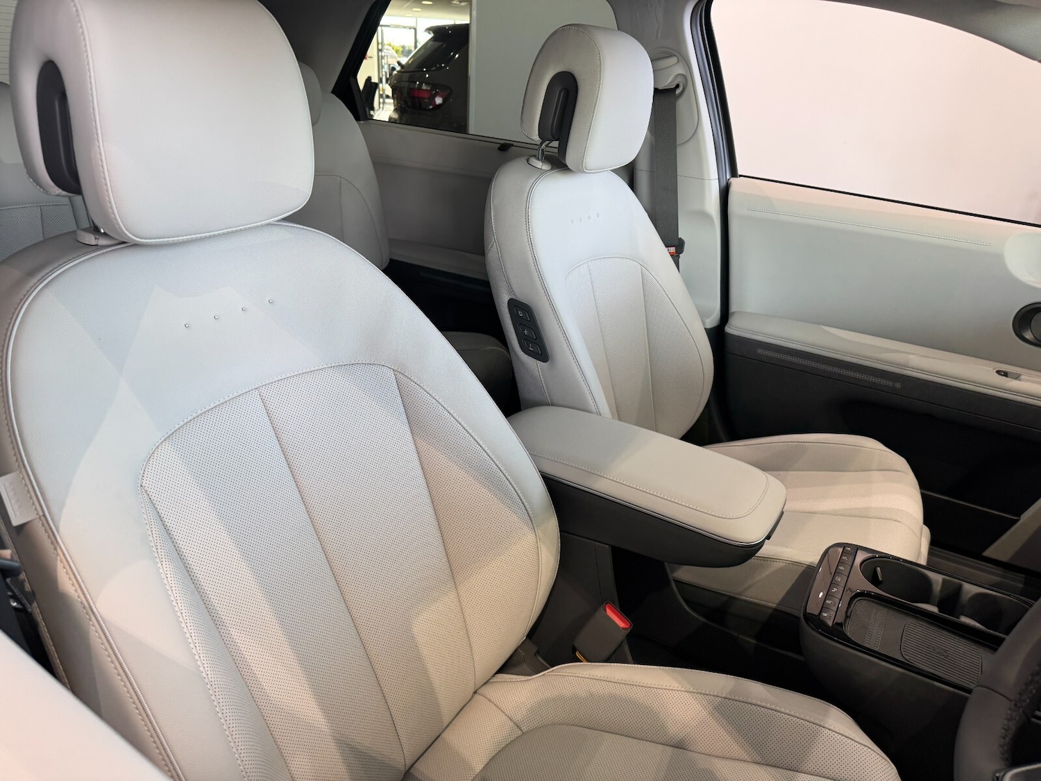 Used Hyundai IONIQ 5 for sale - 76868497: Photo 8