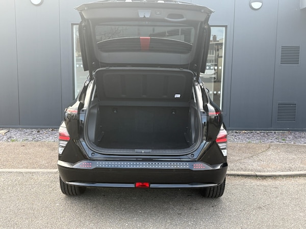 Used Hyundai KONA 2024 for sale - 76241699: Photo 5