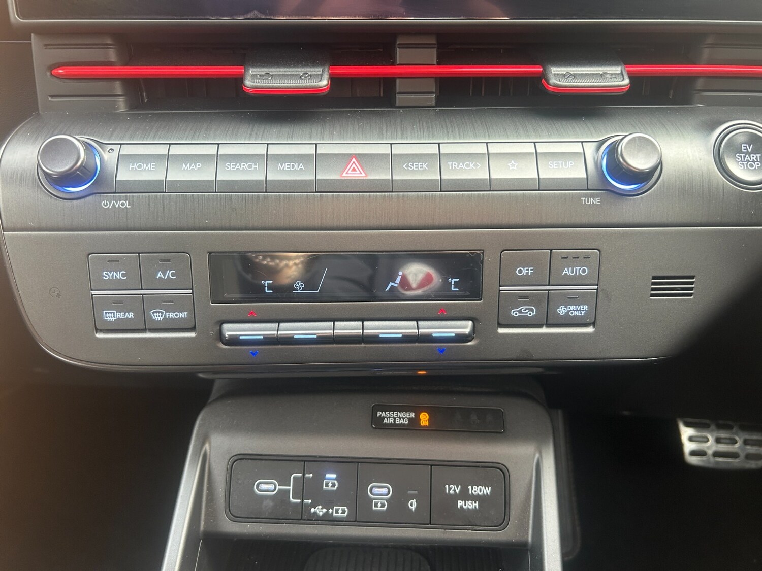 Used Hyundai KONA 2024 for sale - 76873555: Photo 35