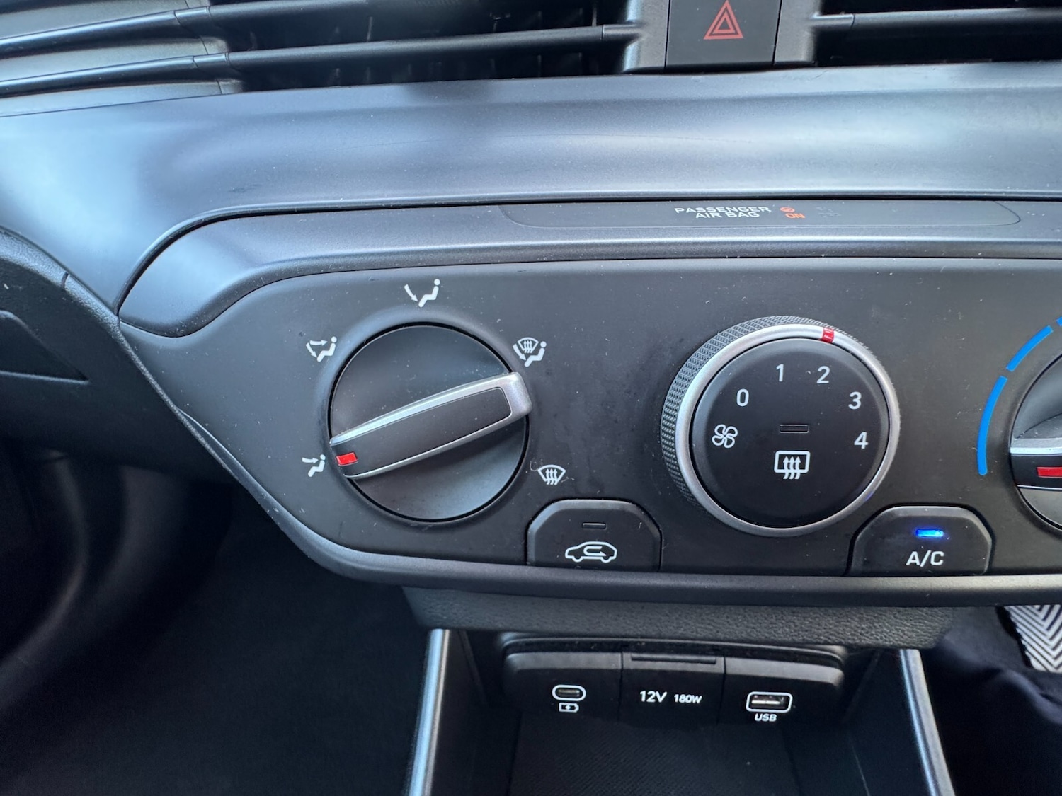 Used Hyundai i20 2024 for sale - 76868941: Photo 34