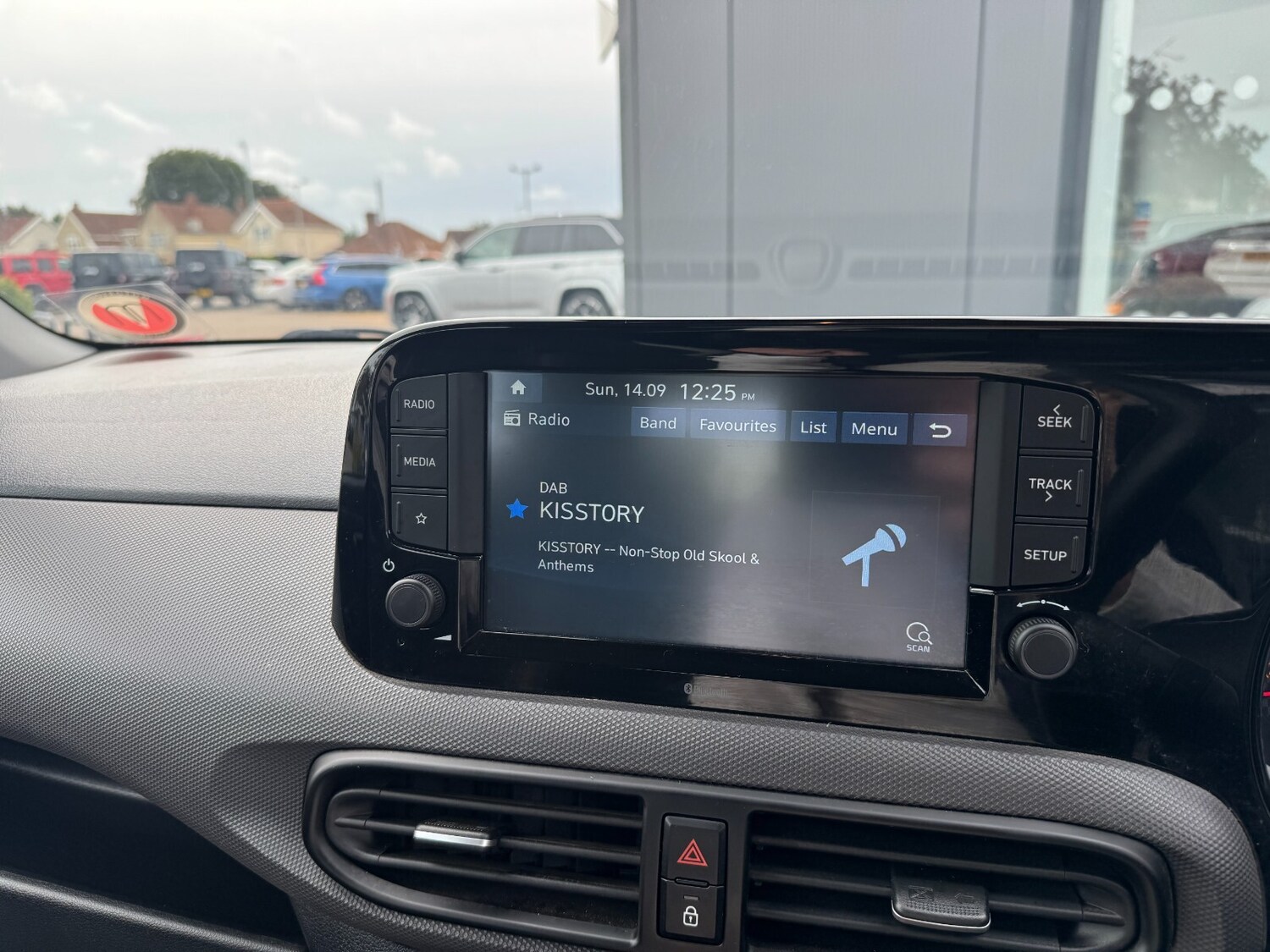 Used Hyundai i10 2020 for sale - 75950914: Photo 26