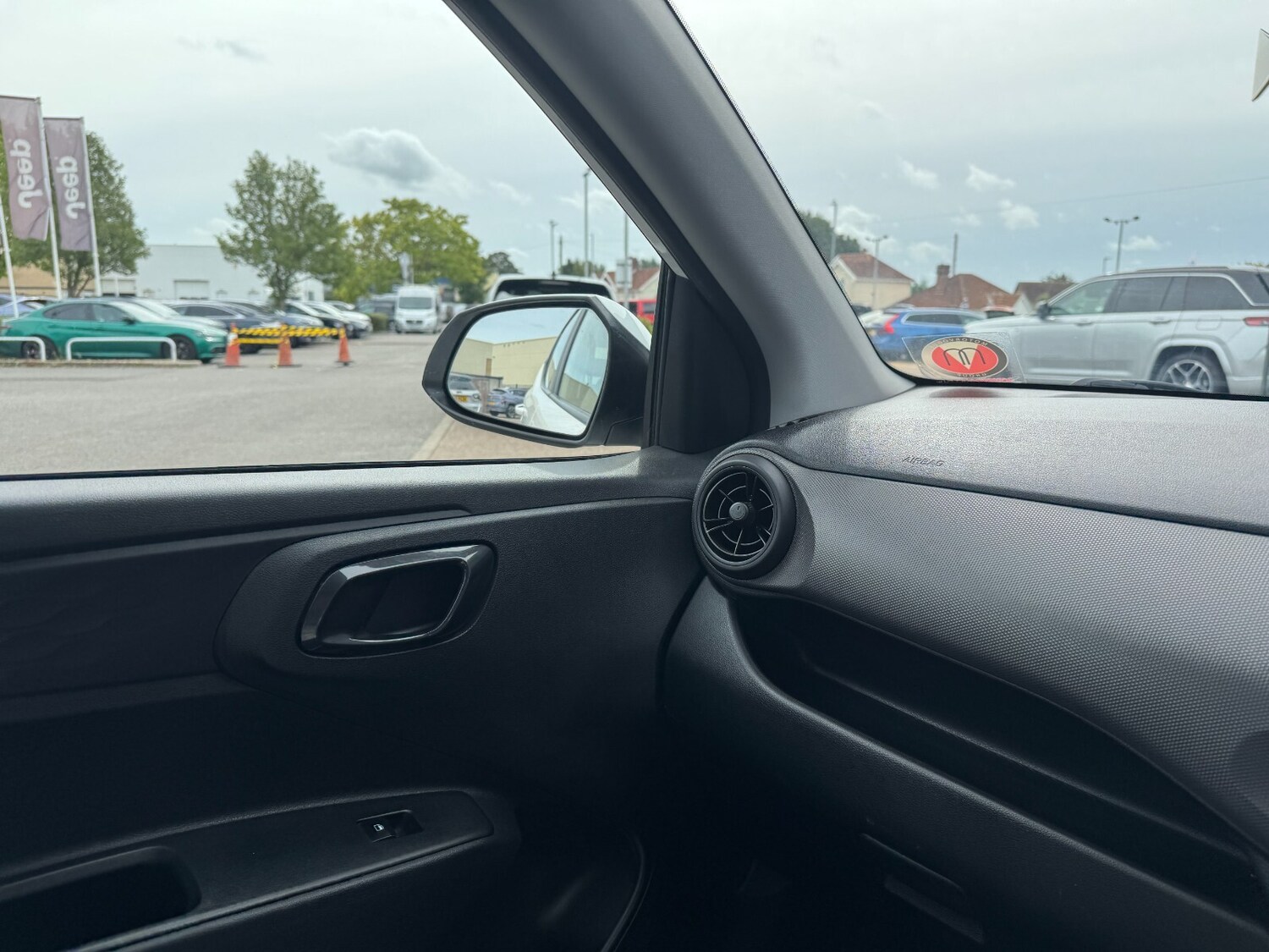 Used Hyundai i10 2020 for sale - 75950914: Photo 30