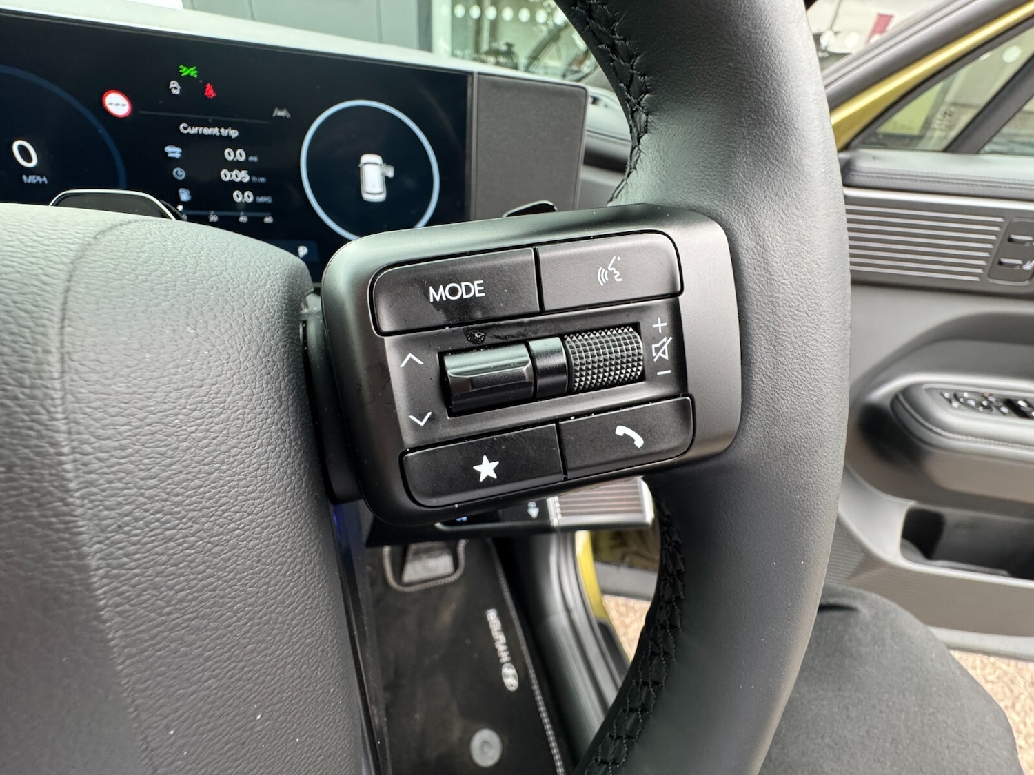 Used Hyundai Santa Fe 2025 for sale - 76361759: Photo 15