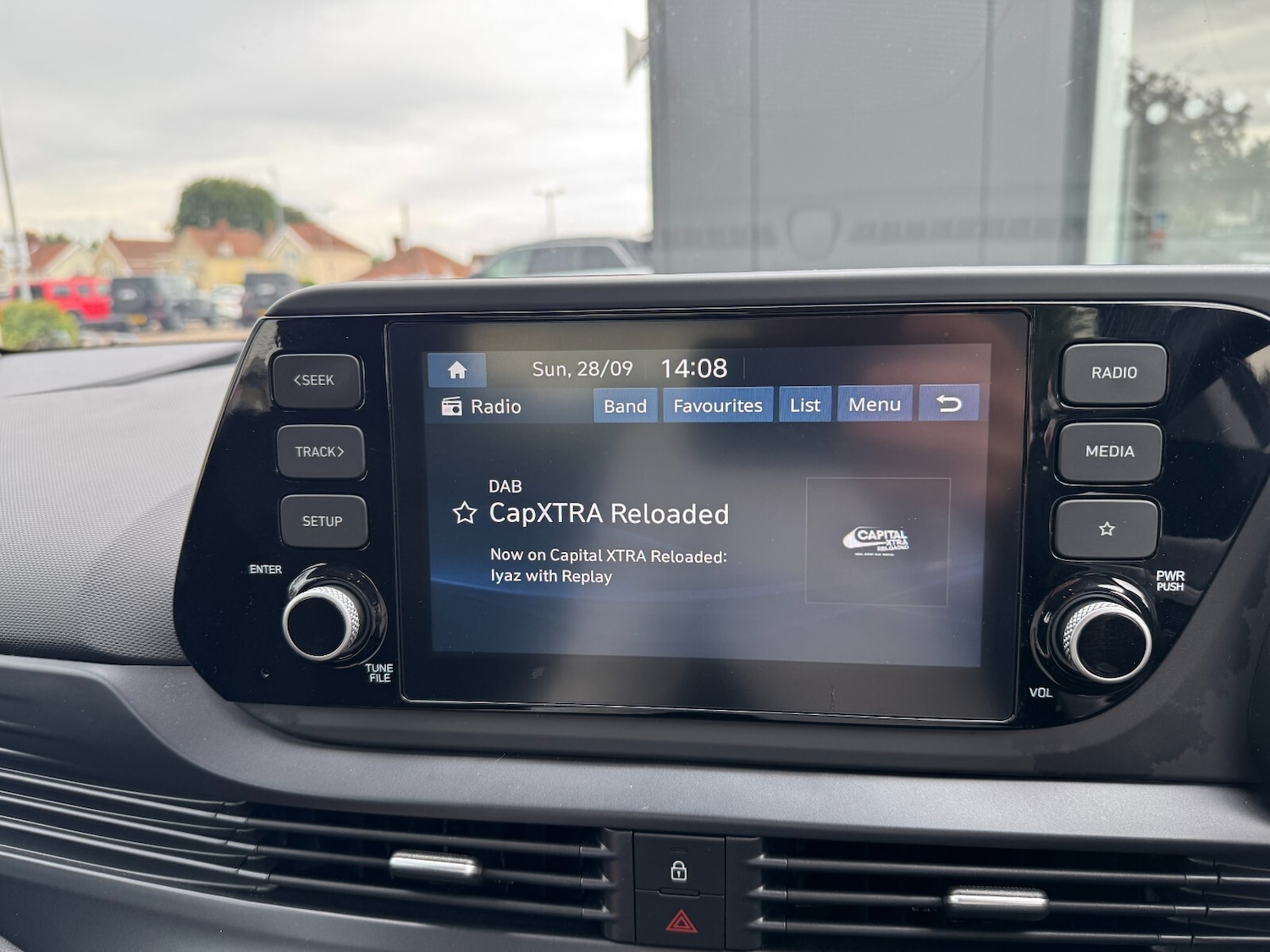 Used Hyundai i20 2024 for sale - 76869372: Photo 32