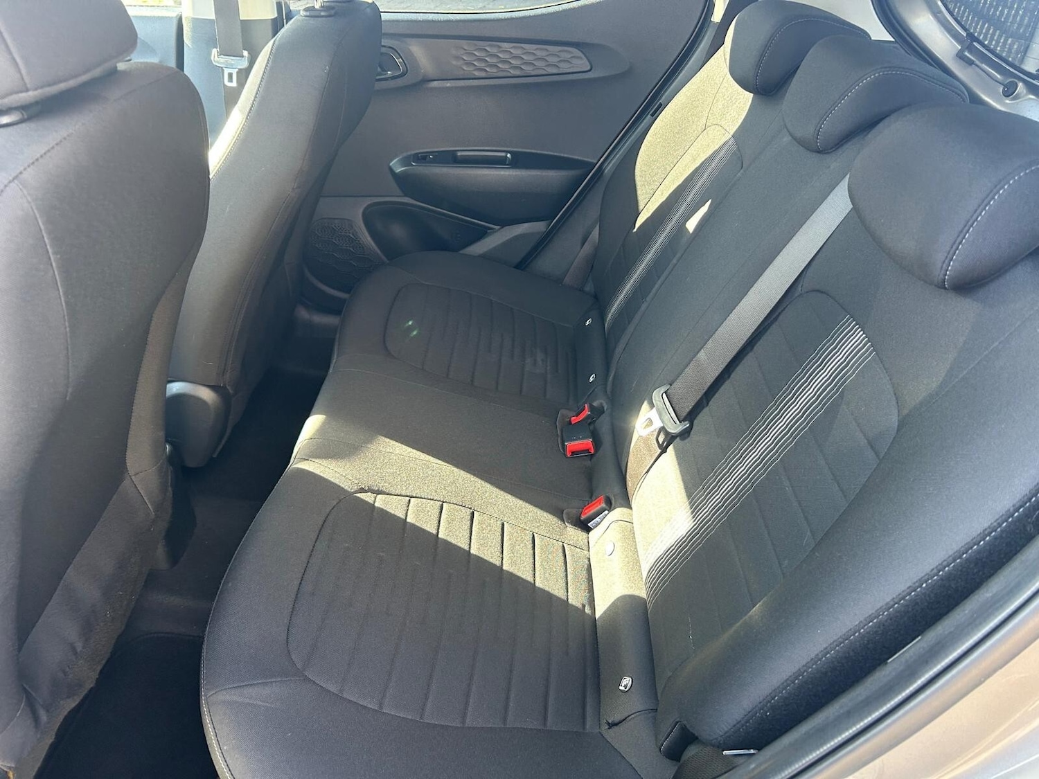 Used Hyundai i10 2022 for sale - 76361823: Photo 23