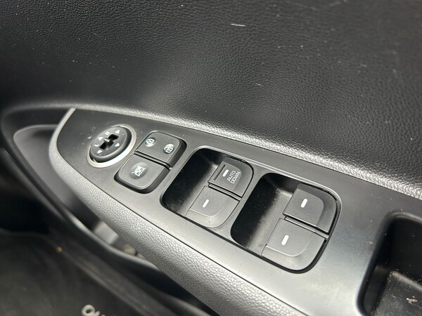 Used Hyundai i10 2018 for sale - 75554476: Photo 31