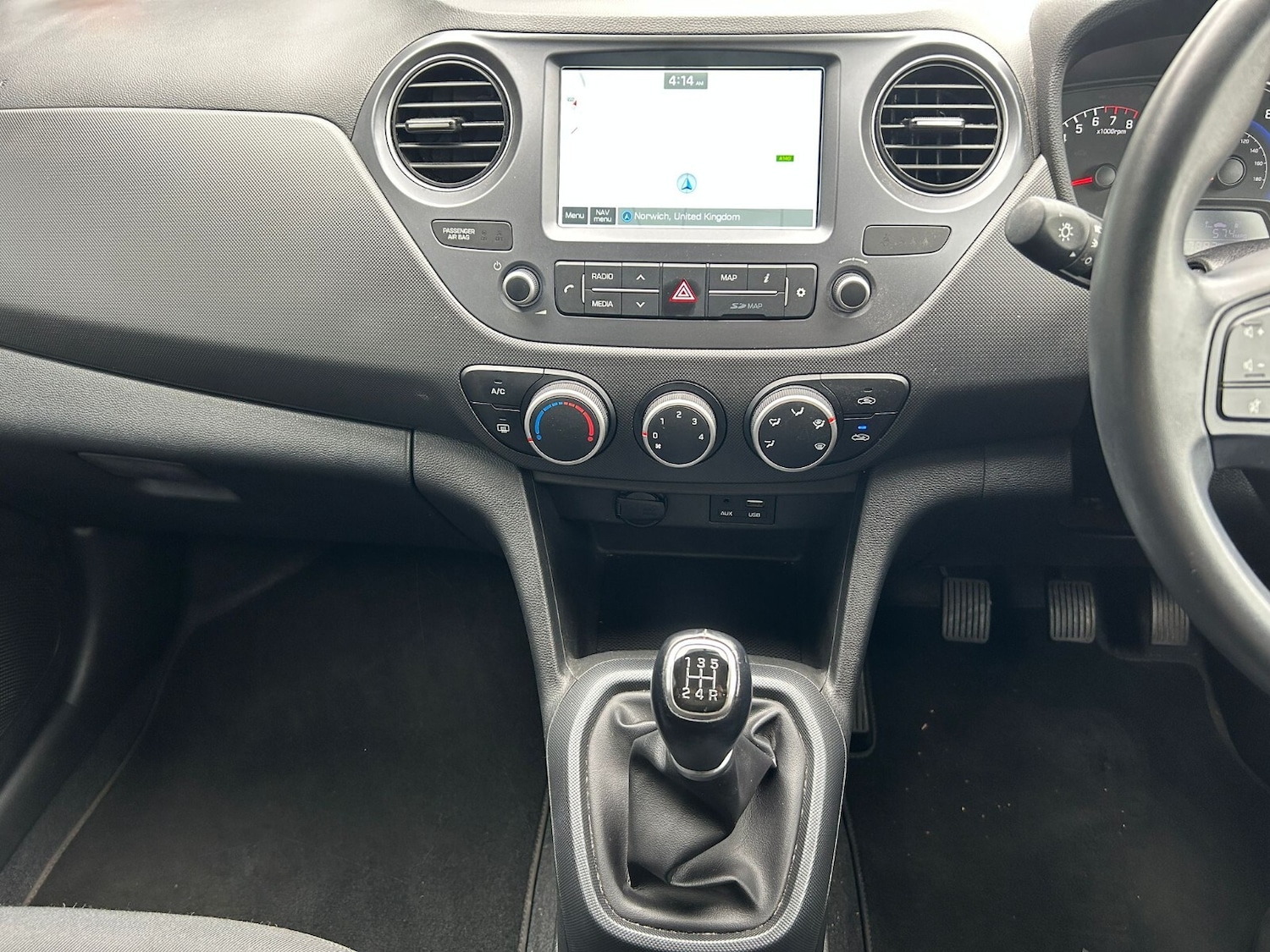 Vehicle 33