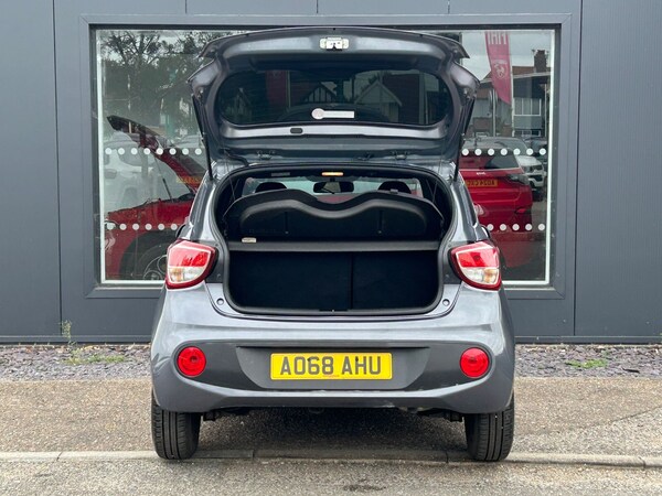 Used Hyundai i10 2018 for sale - 75554476: Photo 6