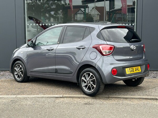 Used Hyundai i10 2018 for sale - 75554476: Photo 8