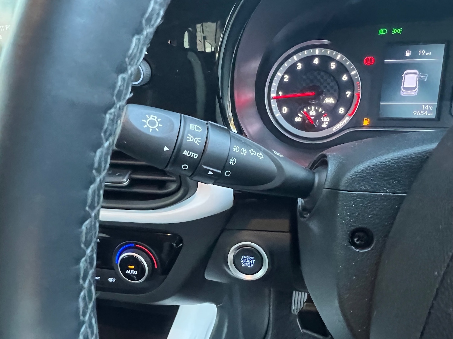 Used Hyundai i10 2023 for sale - 77942044: Photo 35