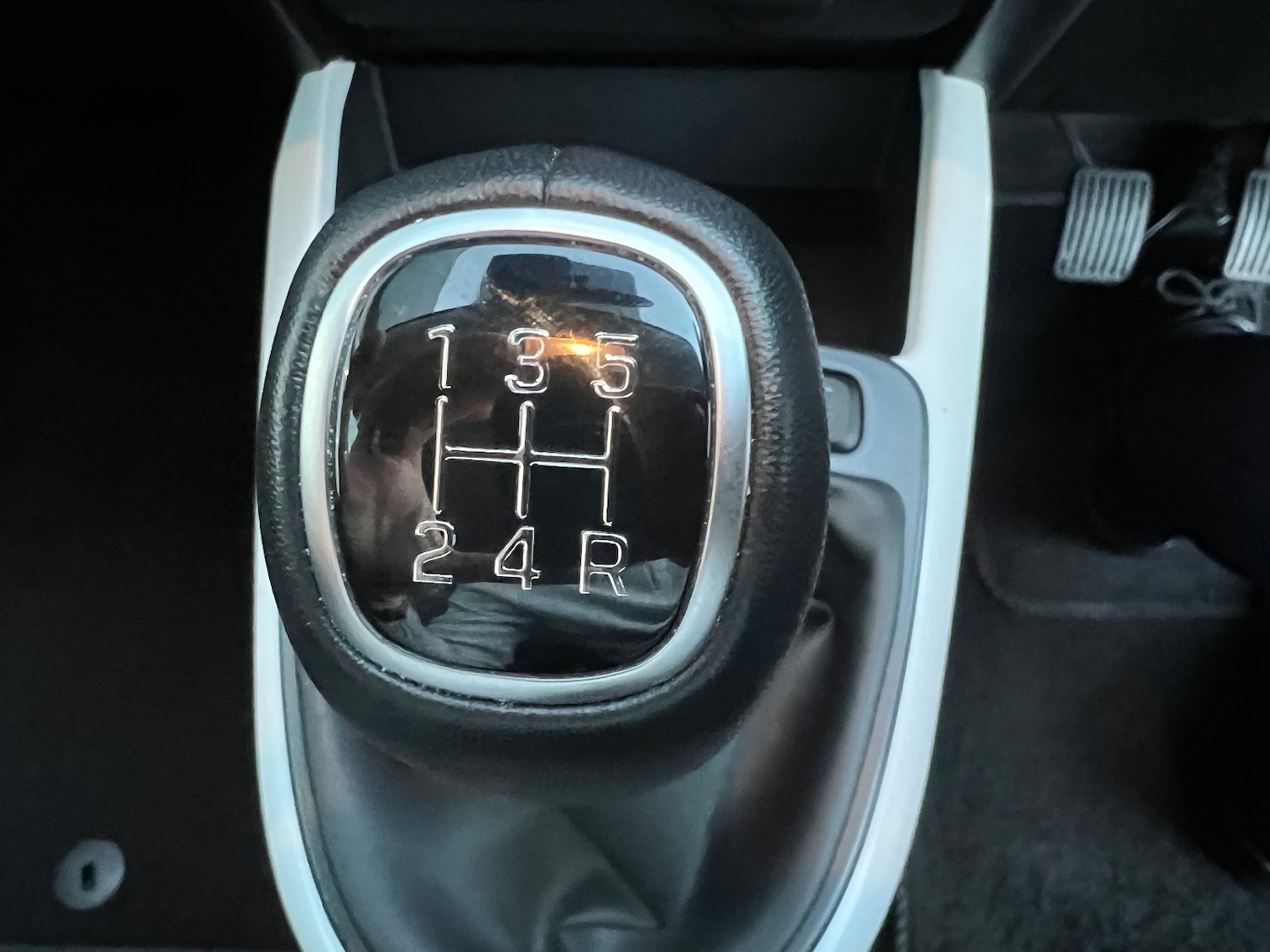 Used Hyundai i10 2023 for sale - 77942044: Photo 44