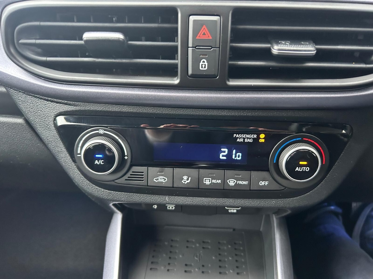 Used Hyundai i10 2025 for sale - 77193617: Photo 3