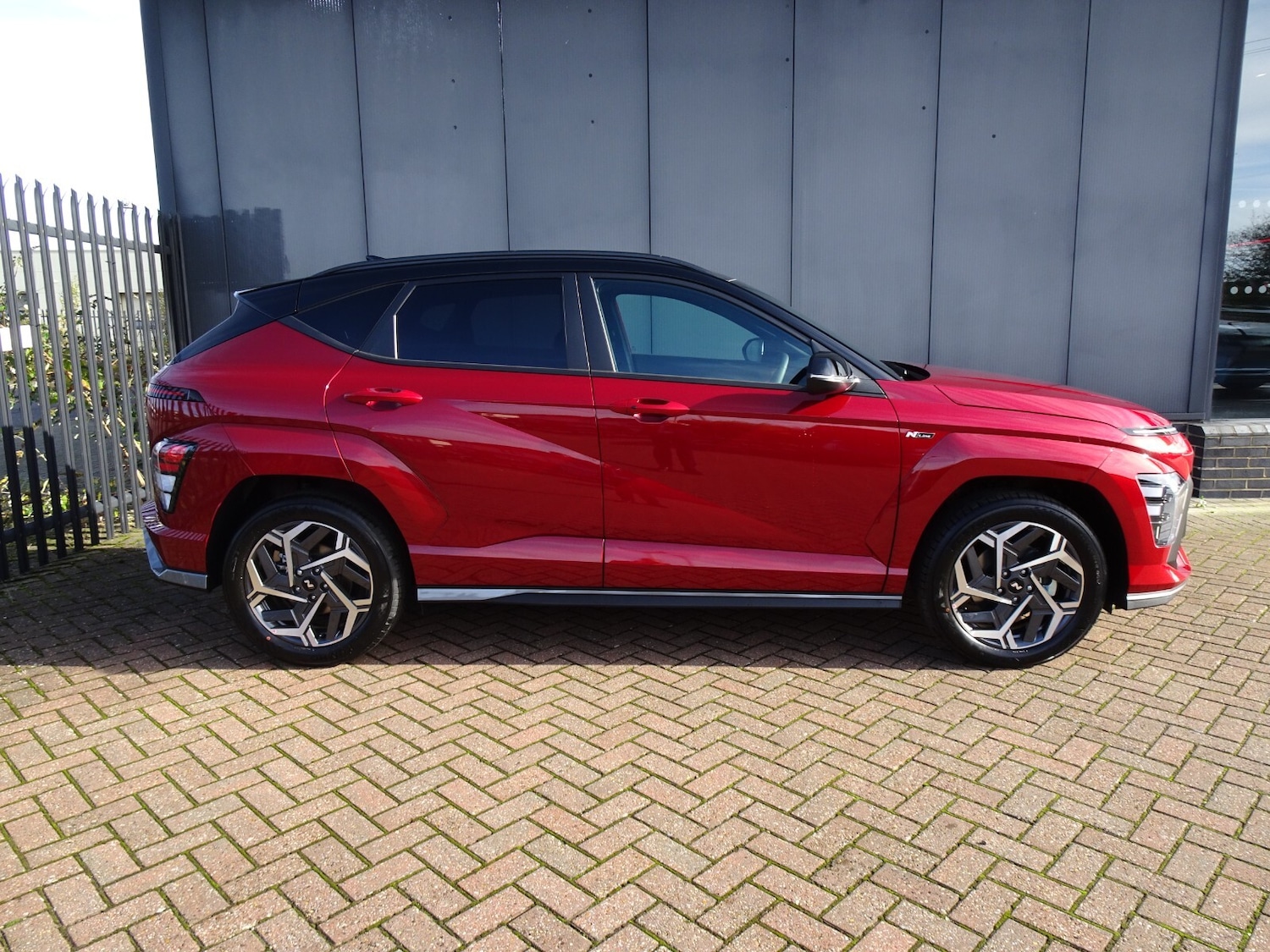 Used Hyundai KONA 2025 for sale - 76350710: Photo 2