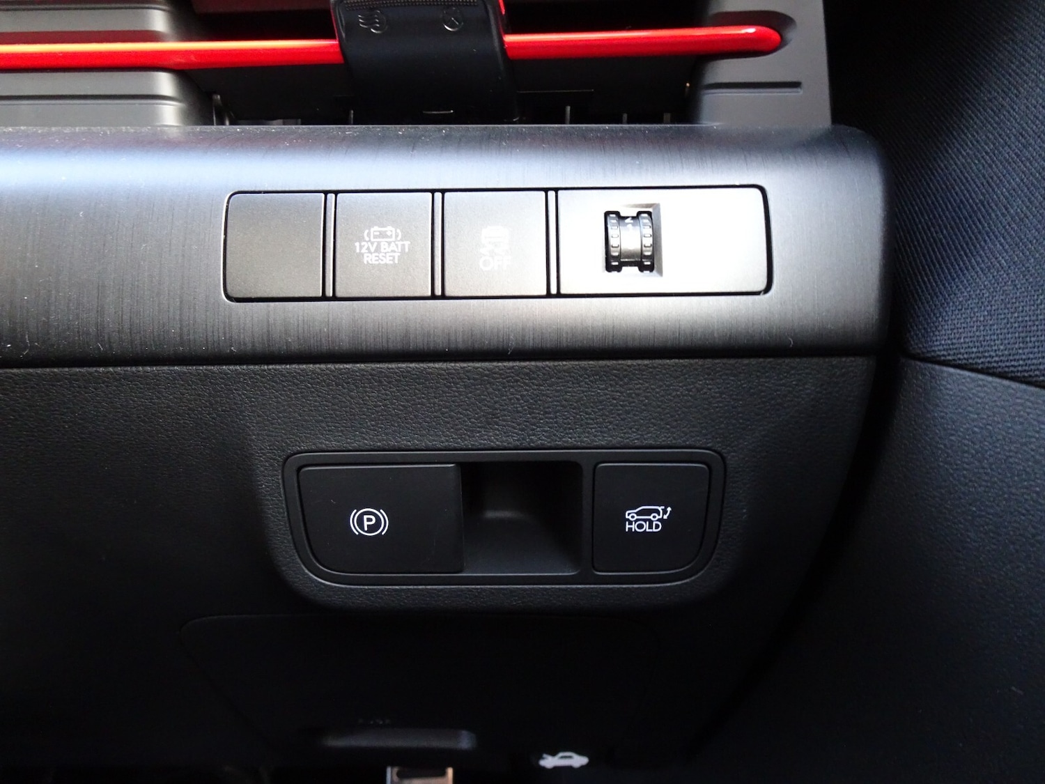 Used Hyundai KONA 2025 for sale - 76350710: Photo 30