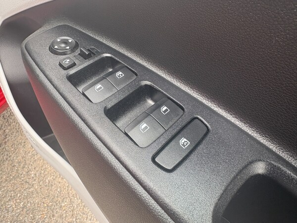 Used Hyundai i10 2024 for sale - 75354880: Photo 18