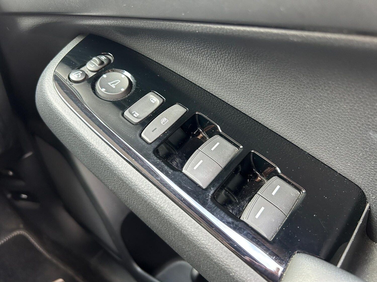 Used Honda HR-V 2022 for sale - 76033688: Photo 38