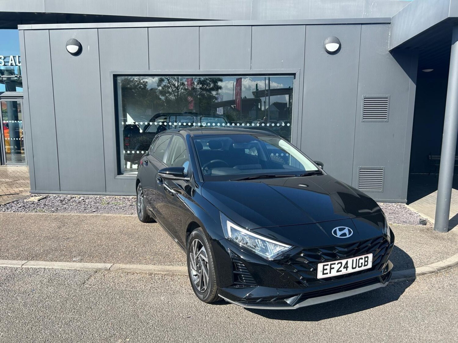 2025 Hyundai i20 1.0T GDi Advance 5dr Hatchback Petrol Manual - Picture 3 of 24