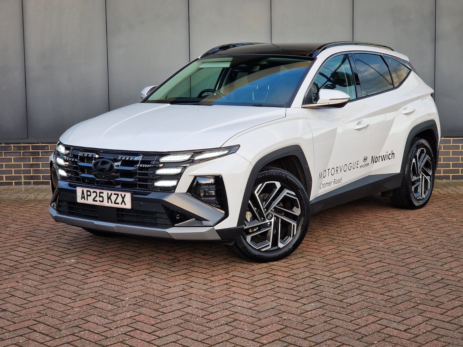 Used Hyundai TUCSON 2025 for sale - 76869567: Photo 4