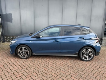 Used Hyundai i20 2024 for sale - 76372749: Photo