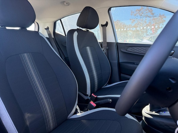 Used Hyundai i10 2025 for sale - 76176365: Photo 7