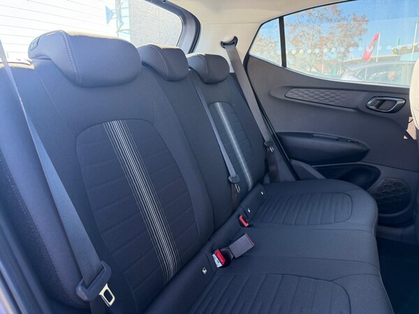 Used Hyundai i10 2025 for sale - 76176365: Photo 8