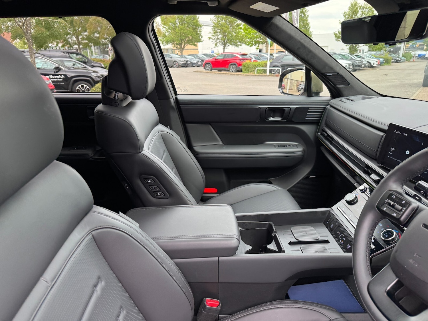 Used Hyundai Santa Fe for sale - 76458815: Photo 18