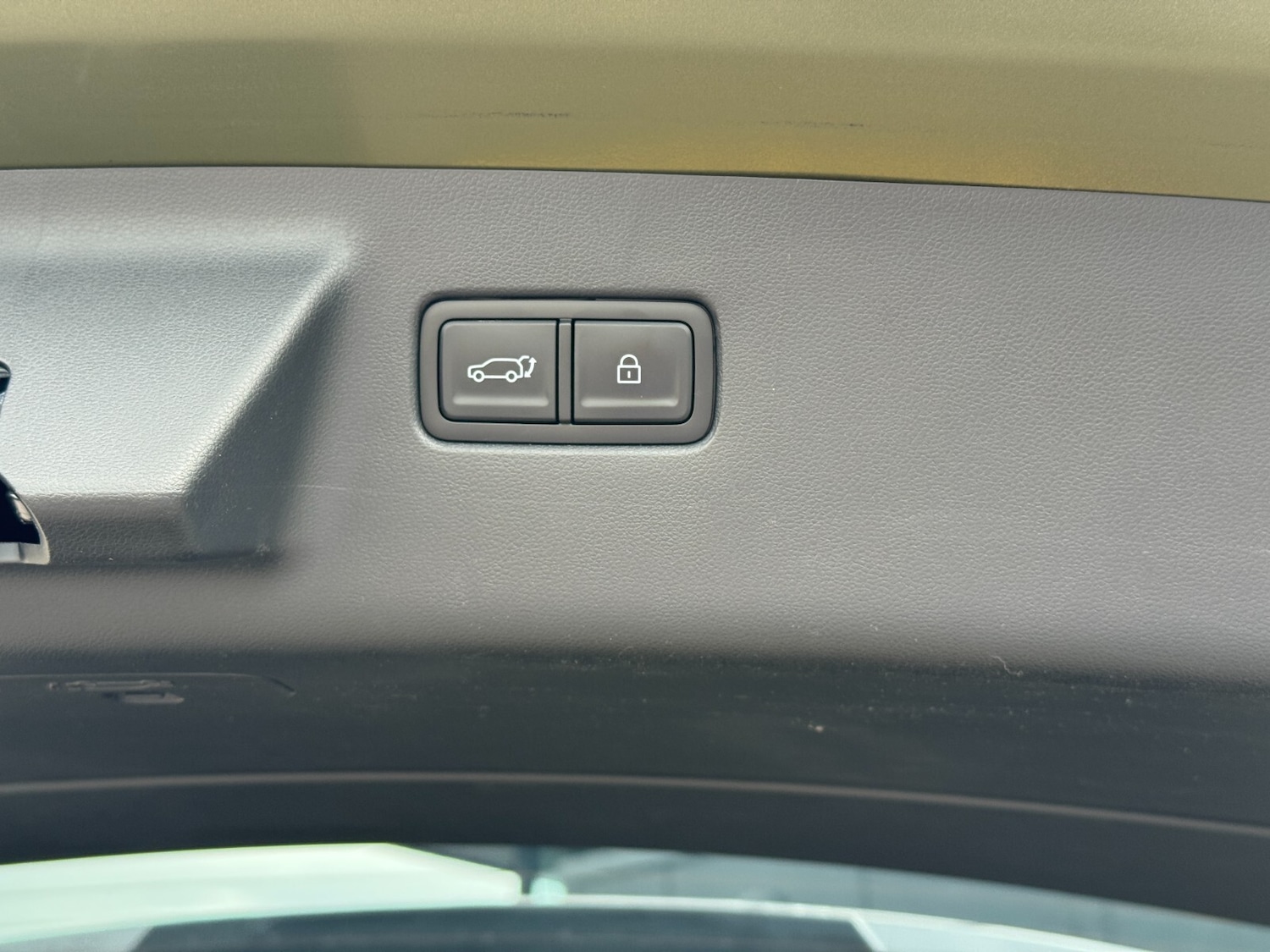 Used Hyundai Santa Fe for sale - 76458815: Photo 6