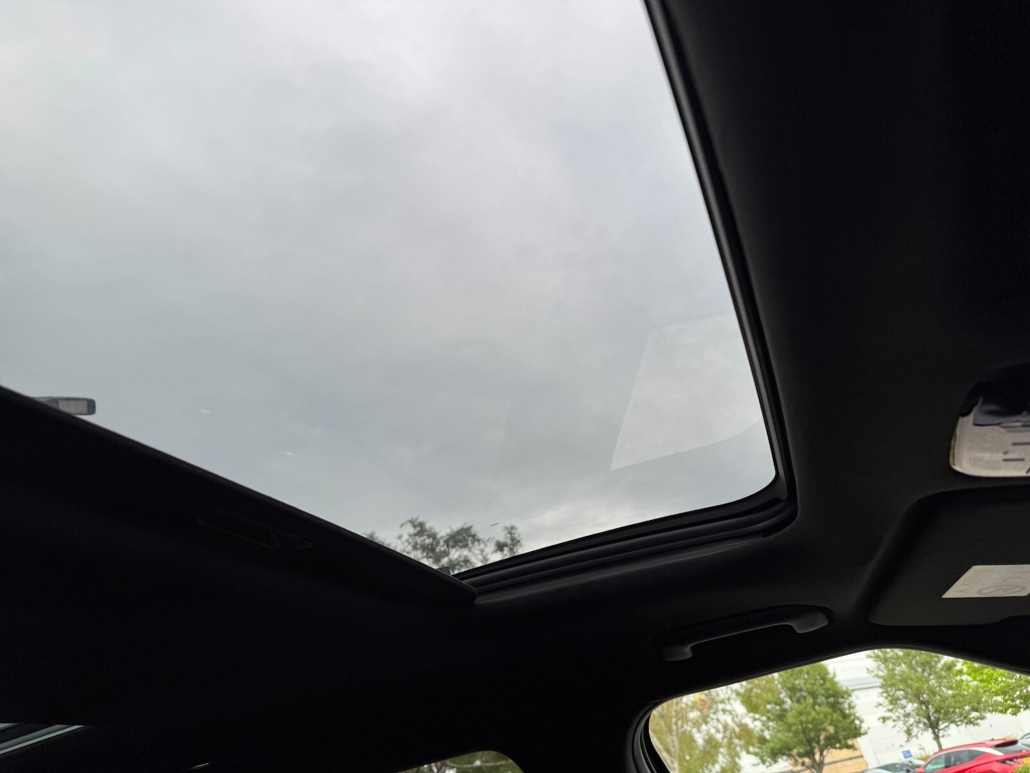 Used Hyundai Santa Fe 2025 for sale - 76869634: Photo 9