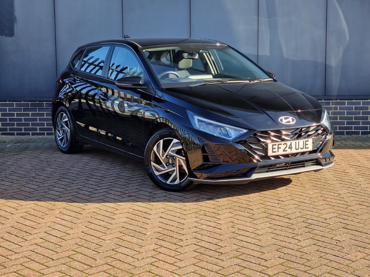 Used Hyundai i20 2024 for sale - 76381650: Photo 1