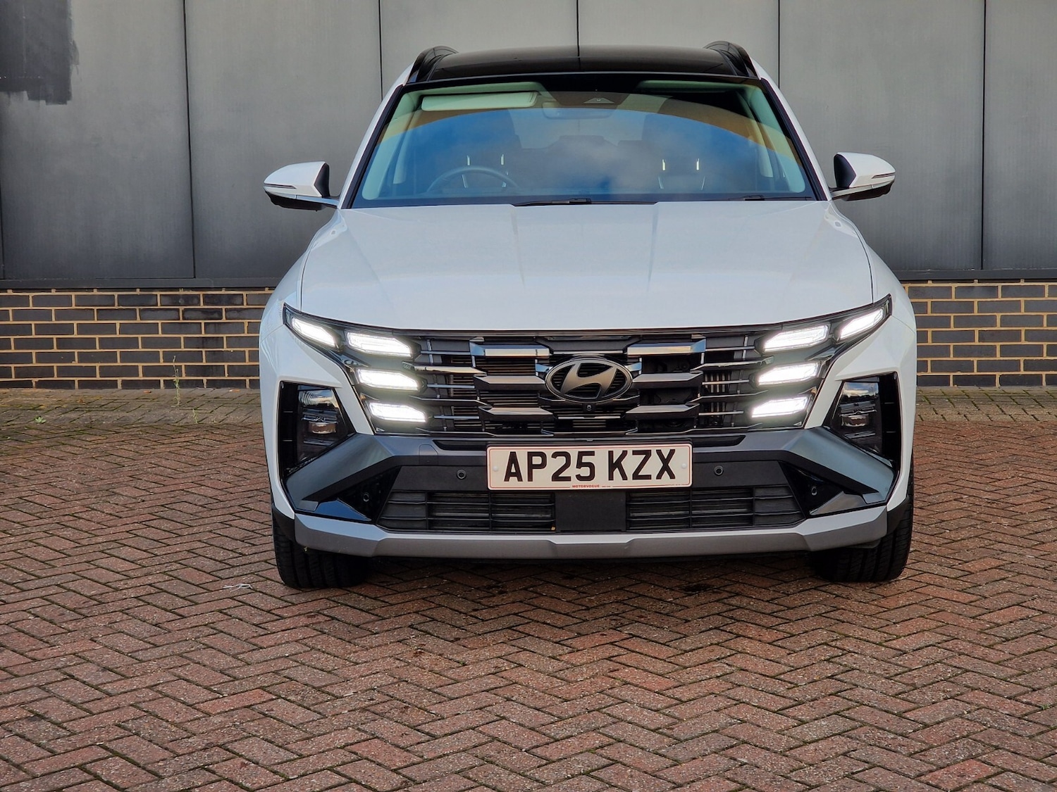 Used Hyundai TUCSON 2025 for sale - 76338962: Photo 2